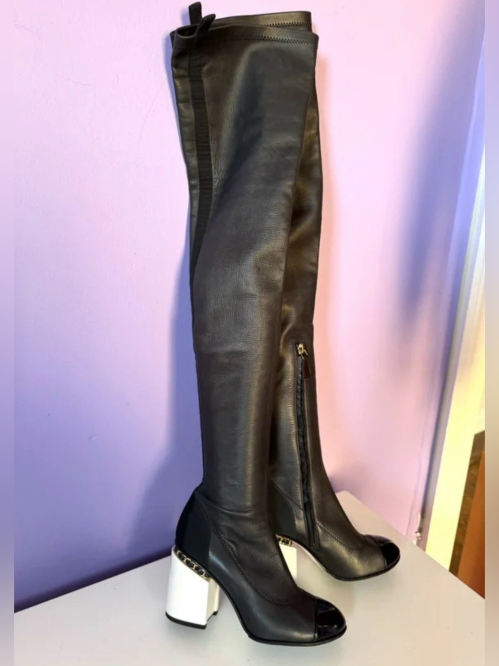 Chanel black leather Over-The-Knee Women's Boot with chain Accent Heel cc logo - Picture 10 of 16